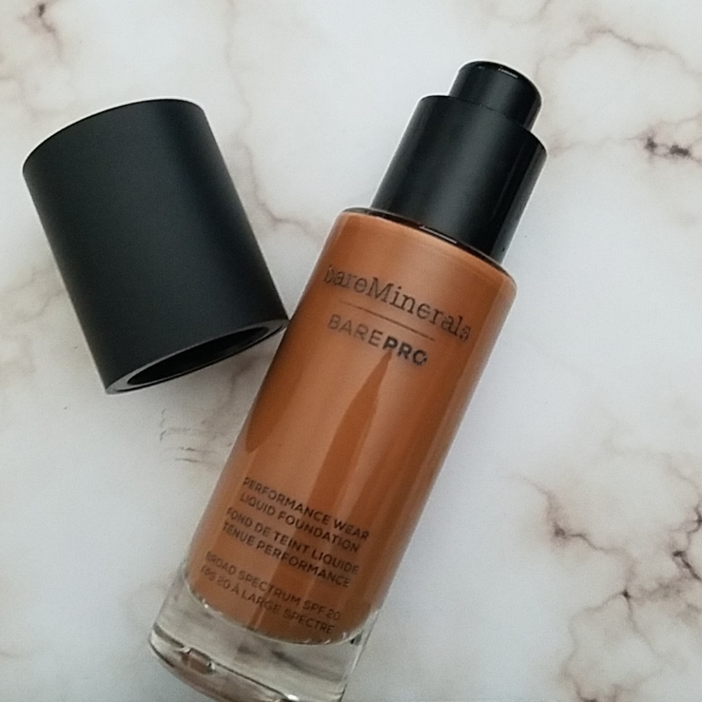 BareMinerals BarePro foundation in Cappuccino